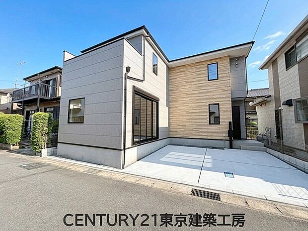 閑静な住宅街。現地でしかわからないこともございます。ぜひ現地にてお待ちしております。