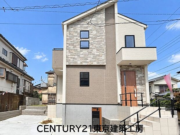 ◆住宅ローンに強い◆頭金0円・諸費用・引越費用・家具家電代・オートローンなど他のお借入も住宅ローンでまとめてお任せ下さい!
他に気になる物件もまとめてご紹介が可能です!