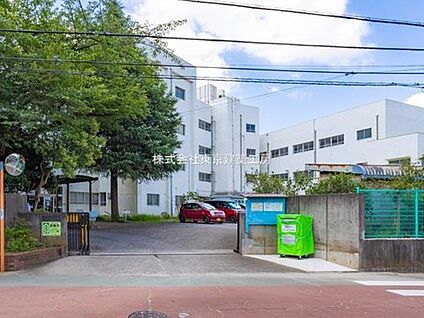 船橋市立大穴小学校 573m(徒歩8分)