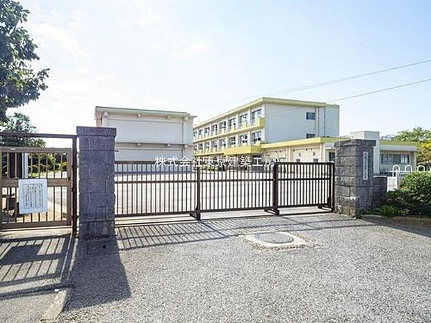 千葉市立柏井小学校(約746m)
