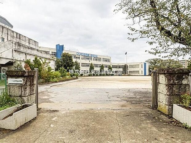 八千代市立八千代台小学校（約1,576m）