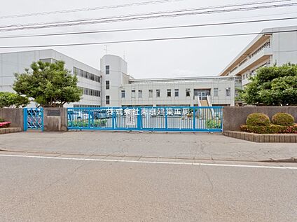 四街道市立四街道北中学校 約666ｍ(徒歩9分)