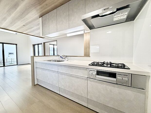 ■家族の絆を深める、温もりのあるキッチン