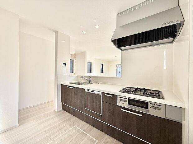 ■家族の絆を深める、温もりのあるキッチン