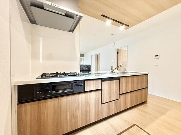 ■家族の絆を深める、温もりのあるキッチン