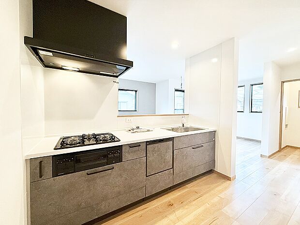 ■美味しい時間が生まれる、笑顔あふれるキッチン