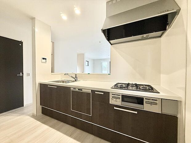 ■家族の絆を深める、温もりのあるキッチン