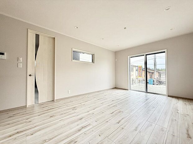 【リビング】■ナチュラルなリビングはどんなインテリアにも合います