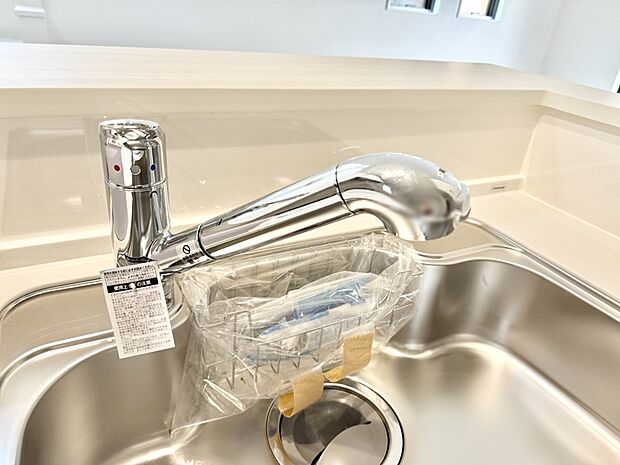 【浄水器】■不純物をしっかり除去して安心して飲めます