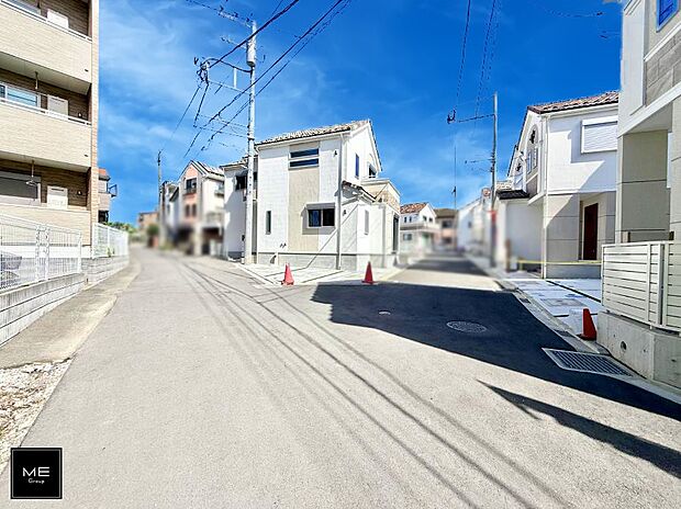 【前面道路含む現地写真】■新しい住まい、街の新しい風景