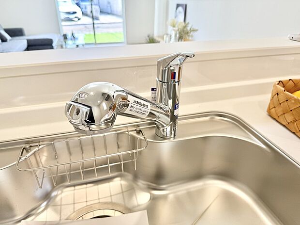 【床下収納】■季節物など簡単に収納でき便利