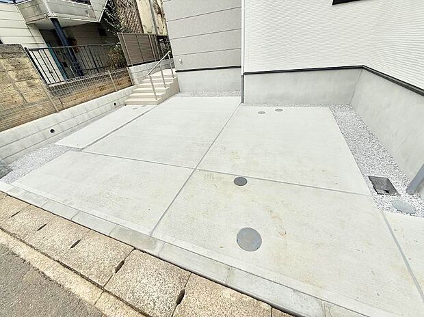 【駐車場】■毎日の駐車が快適に