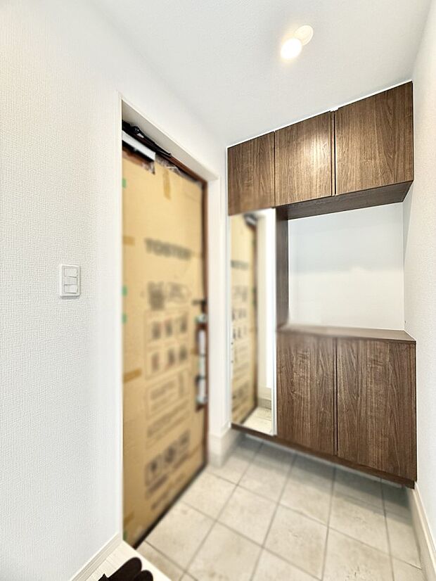 【玄関】■玄関はお家の顔!おしゃれな玄関でお客様をお迎え!