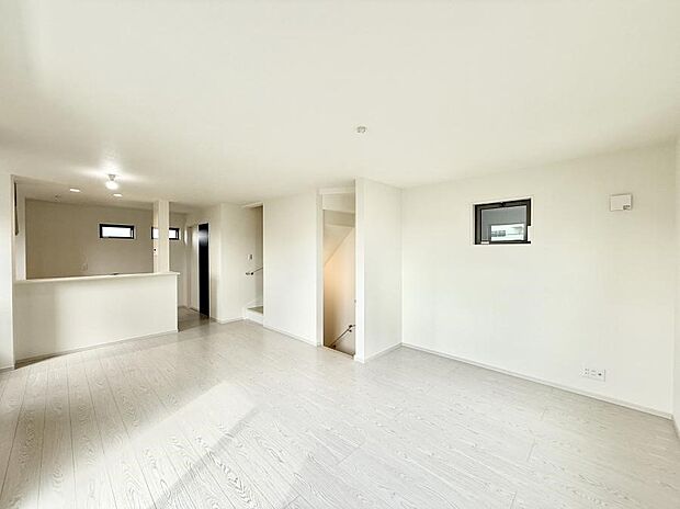 【リビング】■自然と会話が生まれる、心地よいひととき