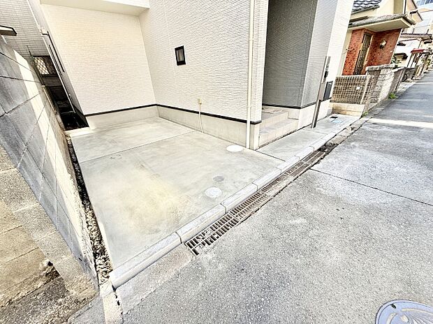 【駐車場】■カースペース有