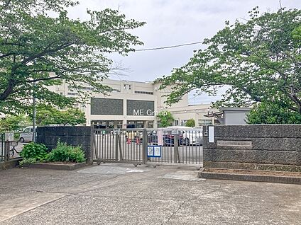 鎌倉市立西鎌倉小学校 900m(12分)