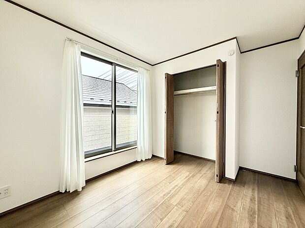 【洋室】■静かな洋室で読書や趣味に集中できる場所