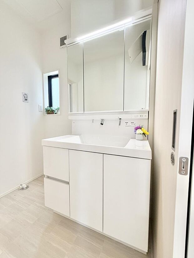 【洗面台・洗面所】■清潔感があり、気持ちよく使えます