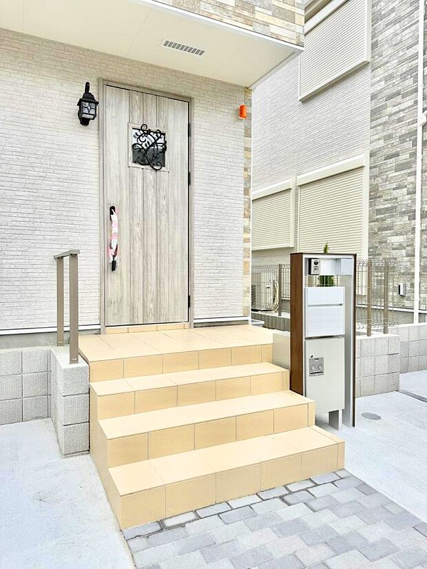 【玄関】■ ここから始まる、笑顔あふれる毎日