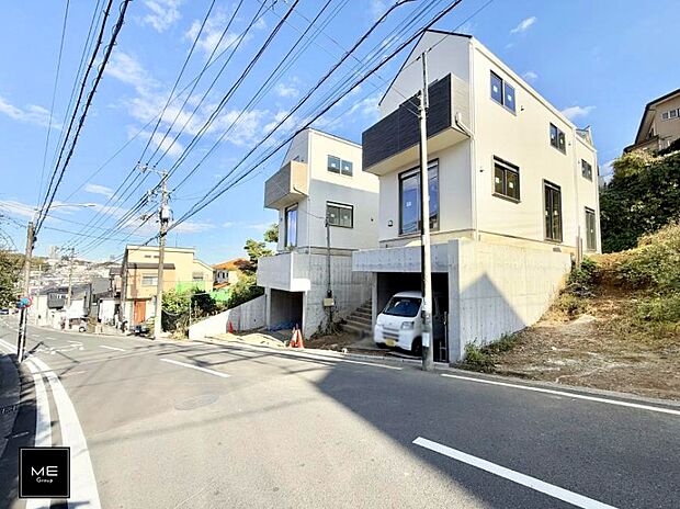 【前面道路含む現地写真】■新しい時代の息吹を感じる、心地よい環境