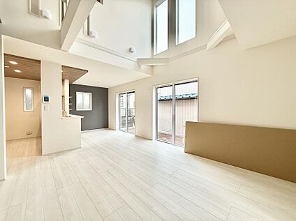 リビングダイニング