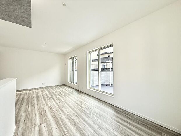 【ダイニング】■何気ない毎日を特別にする、癒しの空間