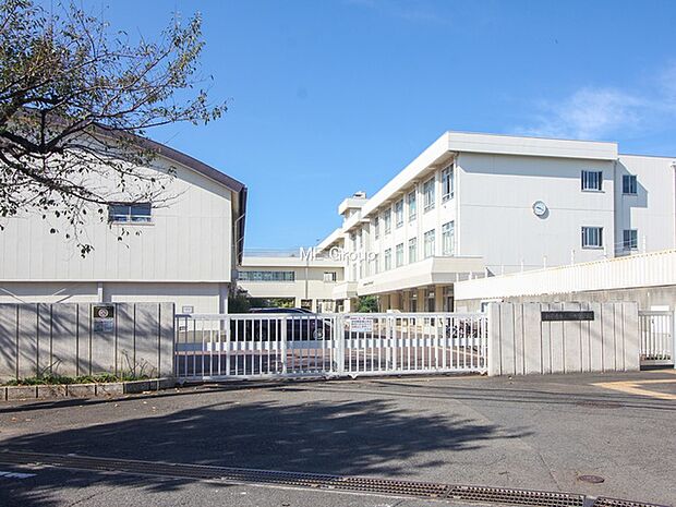 相模原市立新町中学校(約1,500m・徒歩19分)