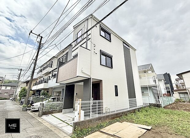 【現地外観写真】■暮らしを豊かにする充実した仕様設備で快適に