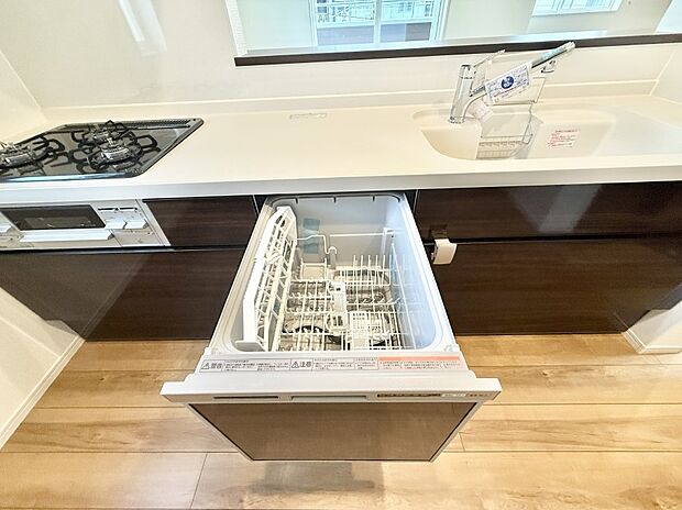 【食洗機】■手間なく洗浄!食器をピカピカに仕上げてくれます