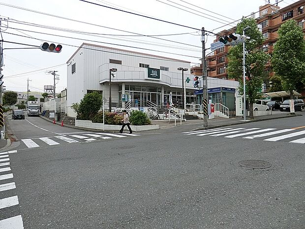 FUJI野庭店(約200m・徒歩3分)