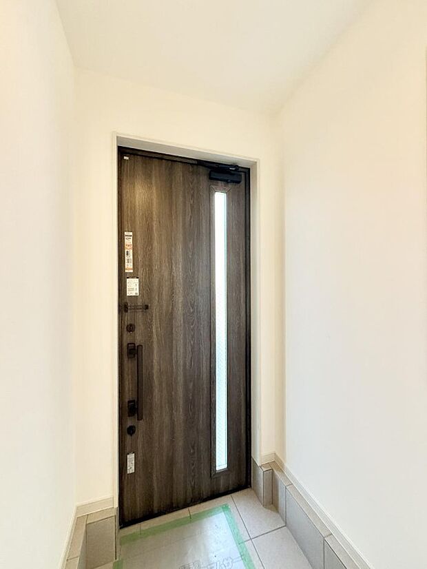 【玄関】■ ここから始まる一日、すっきり整った玄関