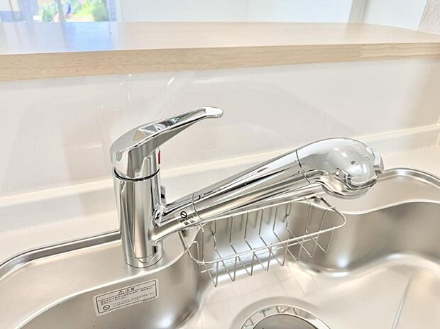 【浄水器】■清潔でおいしい水を手軽に供給してくれます