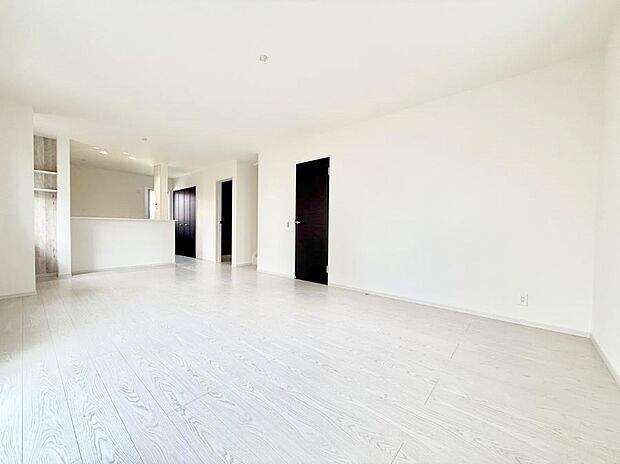 【リビング】■心落ち着く場所、ゆったり過ごせるリビング