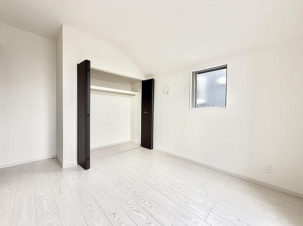 【子供部屋】■仕事や勉強のスペースに使うことで、集中しやすく静かな環境が整います