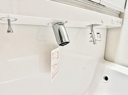 ハンドシャワー付洗面台