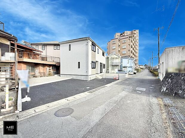 【前面道路含む現地写真】■家族とのお出かけが楽しくなる環境です