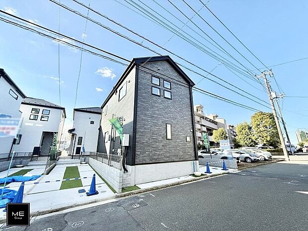 【現地外観写真】■暮らしを豊かにする充実した仕様設備で快適に