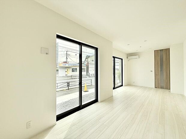 【ダイニング】■何気ない毎日を特別にする、癒しの空間