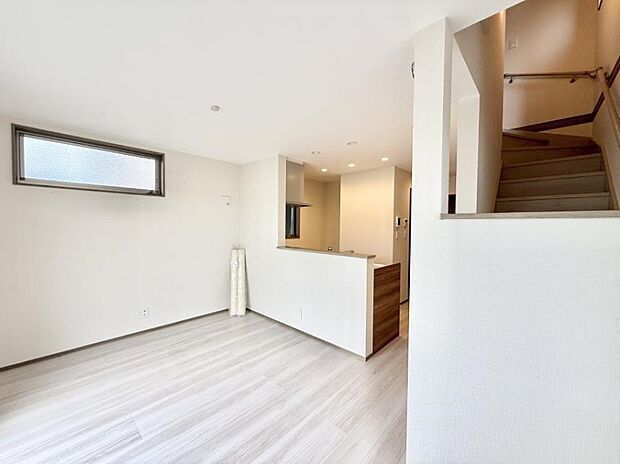 【リビング】■自然と会話が生まれる、心地よいひととき