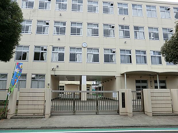 横浜市立上郷中学校（約2,080m・徒歩26分）