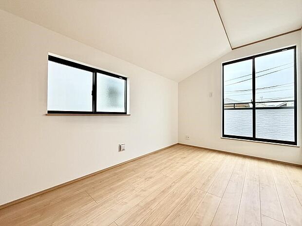 【子供部屋】■仕事や勉強のスペースに使うことで、集中しやすく静かな環境が整います