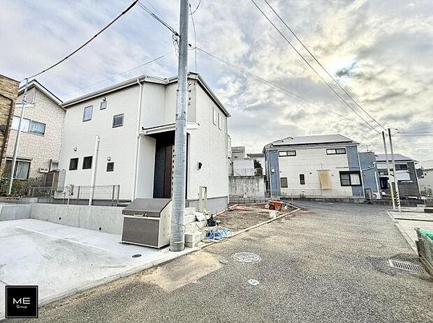 【前面道路含む現地写真】■新しい住まい、街の新しい風景
