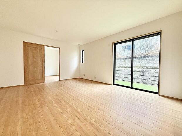 【リビングダイニング】■シンプルだけど贅沢、大切な人と過ごす心がほどける空間