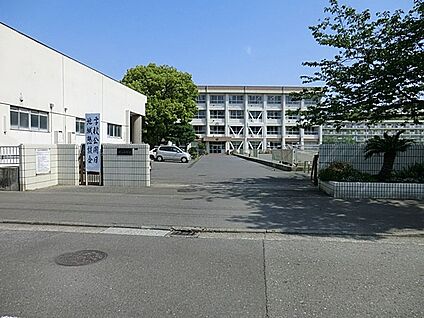 横須賀市立武山中学校 800m(10分)