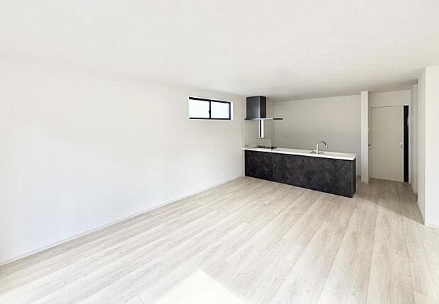 【リビング】■自然と会話が生まれる、心地よいひととき