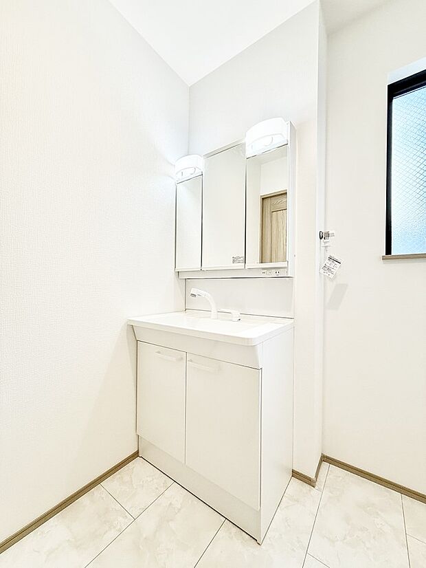 【洗面台・洗面所】■清潔感があり、気持ちよく使えます