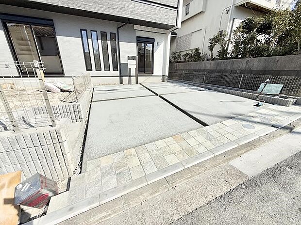 【駐車場】■カースペース有