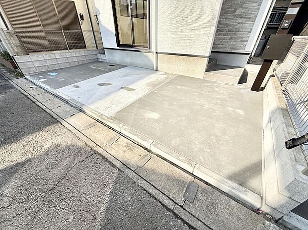 【駐車場】■自宅にカースペースがあると助かります