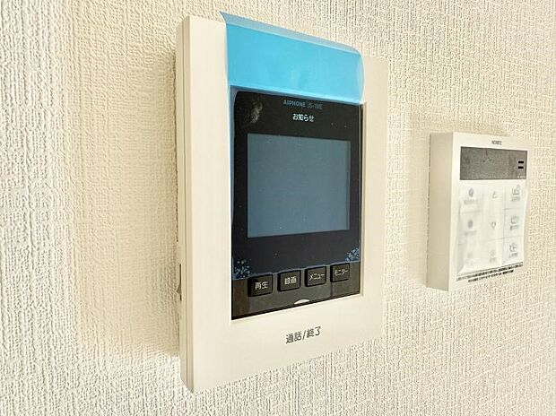 【TVモニター付インターフォン】■訪問者を確認できて安心感が増します
