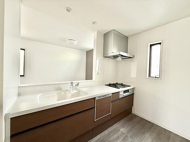 【ダイニングキッチン】■美味しさの魔法がかかる、特別なキッチン